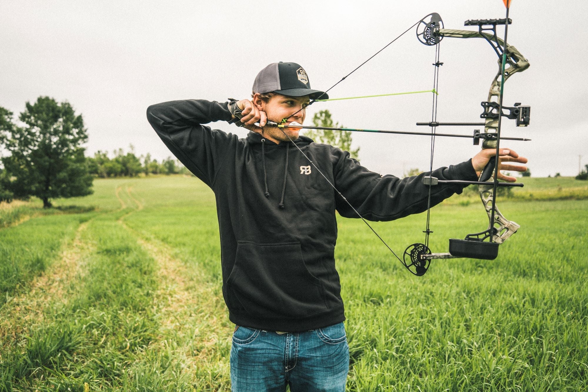 Legendary Sweatshirt - Whitetails - River Brothers Outfitters